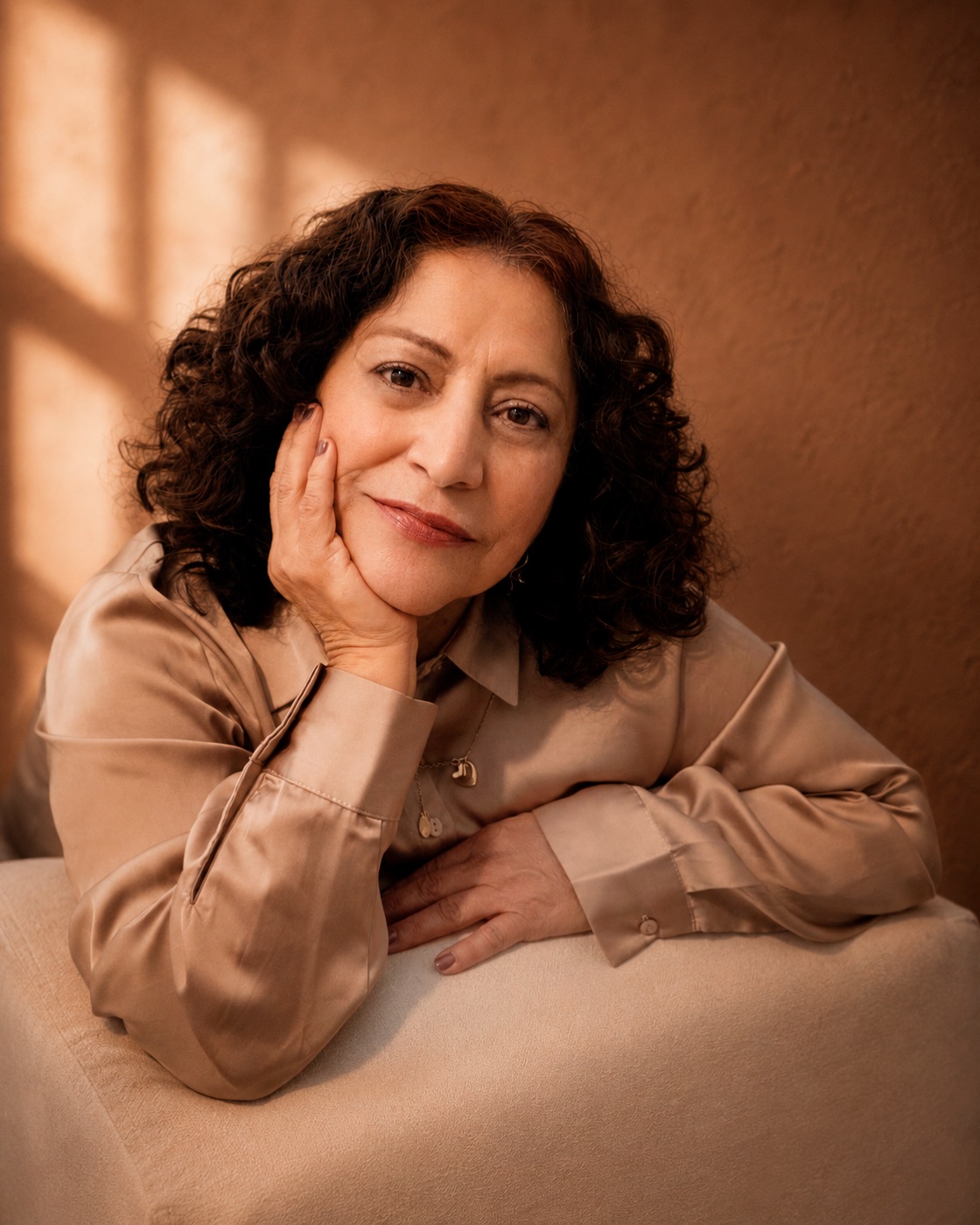 Retrato de Rosa María Reyna Enríquez, psicoterapeuta familiar sistémica